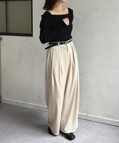 Thevon（ゼボン）の「オフショル風スクエアリブニット（ニット/セーター・レディース・グレー/アイボリー/ブラック・FREE）」の22枚目の写真