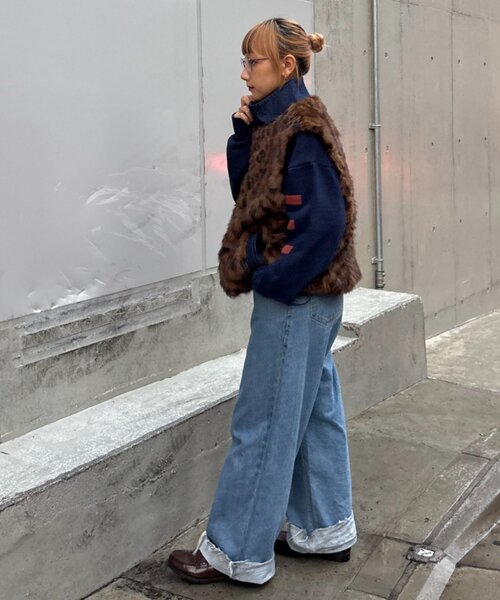 SOUNDSGOOOOD（サウンズグッド）の「【SOUNDS GOOOOD】デニム切替ファーベスト（ベスト・メンズ・ブラック/ブラウン・ONE SIZE）」の8枚目の写真