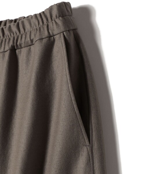 SHIPS(シップス)の「SHIPS Primary Navy Label:ウール ジャージー パンツ 25AW(その他パンツ・レディース・カーキ/ダークグレー・38/36)」の9枚目の写真