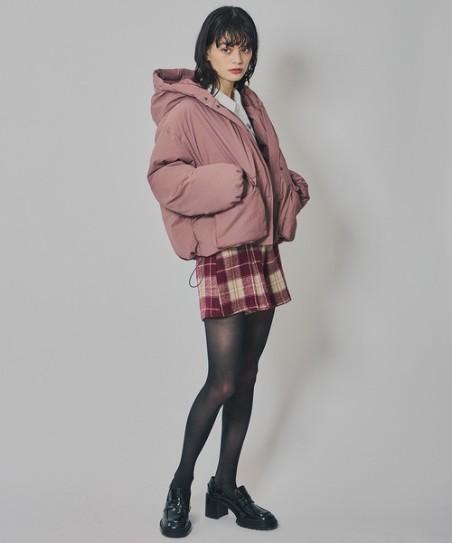 REDYAZEL（レディアゼル）の「チェックタックショートパンツ（その他パンツ・レディース・キャメル/ボルドー/グレー・SMALL/MEDIUM）」の15枚目の写真