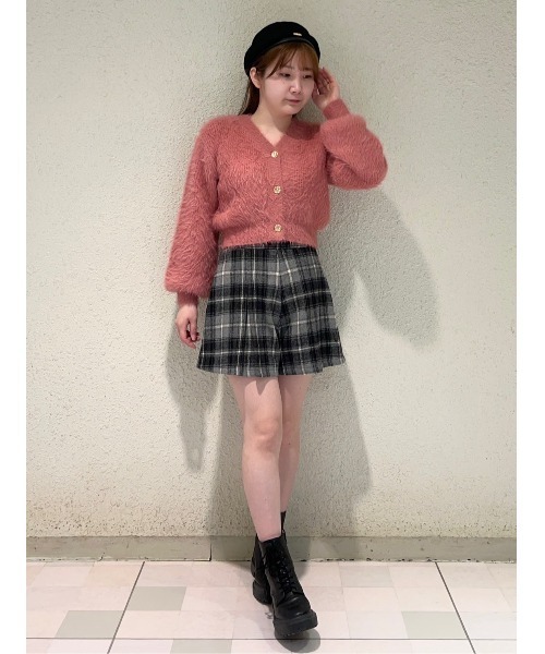 REDYAZEL（レディアゼル）の「チェックタックショートパンツ（その他パンツ・レディース・キャメル/ボルドー/グレー・SMALL/MEDIUM）」の4枚目の写真