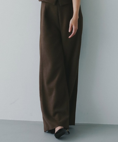 AJUGA.（アジュガ）の「フェルトニットイージーワイドパンツ（その他パンツ・レディース・ブラウン/ベージュ・FREE）」の2枚目の写真