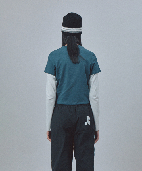 Rest&Recreation(レストアンドレクリエーション)の「LAYERED SLEEVE TOP - BLUE(Tシャツ/カットソー・レディース・その他・ONE)」の4枚目の写真