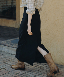 ANDNEEDS（アンドニーズ）の「Frankie long skirt (black)（スカート）」