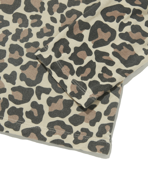 suade（スエード）の「PATTERN SLIM LONG SLEEVE [LEOPARD]（Tシャツ/カットソー・レディース・その他・FREE）」の4枚目の写真