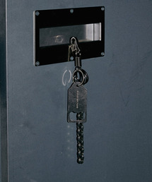 ANOLORCODE（アノローコード）の「オープナーシルバーキリング（キーケース/キーアクセサリー）」