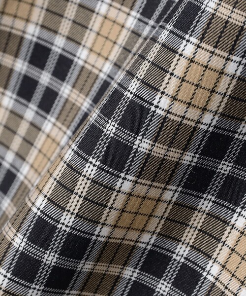 BEAMS（ビームス）の「チェック ショートシャツ（シャツ/ブラウス・メンズ・ブラック/ベージュ・S/M/L/XL）」の4枚目の写真