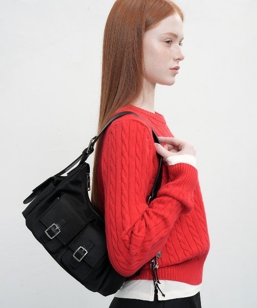 GENERAL IDEA(ジェネラルアイデア)の「【GENERAL IDEA】アウトポケットショルダーバッグ / OUT POCKET SHOULDER BAG(ショルダーバッグ・レディース・ネイビー/ブラック・FREE)」の5枚目の写真