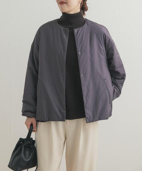 URBAN RESEARCH DOORS（アーバンリサーチドアーズ）の「『UR TECH』撥水ポケッタブル中綿ブルゾン（ブルゾン・レディース・ベージュ系その他/ブラック/チャコールグレー・FREE）」の2枚目の写真