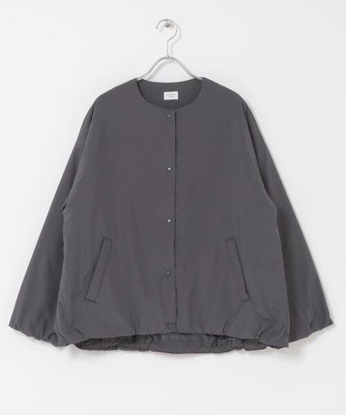 URBAN RESEARCH DOORS（アーバンリサーチドアーズ）の「『UR TECH』撥水ポケッタブル中綿ブルゾン（ブルゾン・レディース・ベージュ系その他/ブラック/チャコールグレー・FREE）」の8枚目の写真