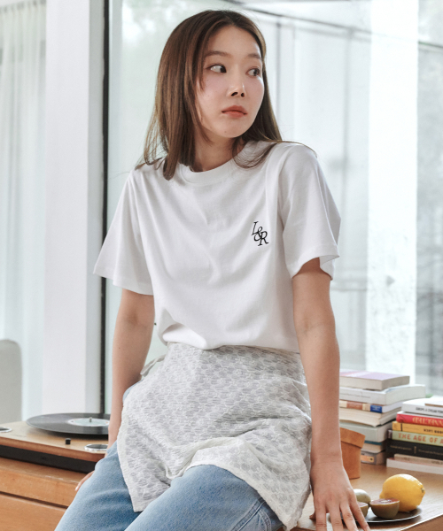 LOSSYROW（ロッシロー）の「Signature Logo Half-Sleeve T-shirt  [white]（Tシャツ/カットソー・レディース・その他・FREE）」の2枚目の写真