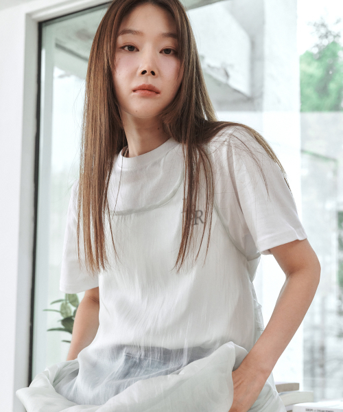 LOSSYROW（ロッシロー）の「Signature Logo Half-Sleeve T-shirt  [white]（Tシャツ/カットソー・レディース・その他・FREE）」の3枚目の写真