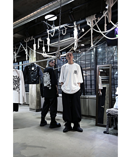 KIRTIMUKHA(キールティムカ)の「プリンティングルーズフィット半袖Tシャツブラック(Tシャツ/カットソー・メンズ・その他・2/3)」の17枚目の写真