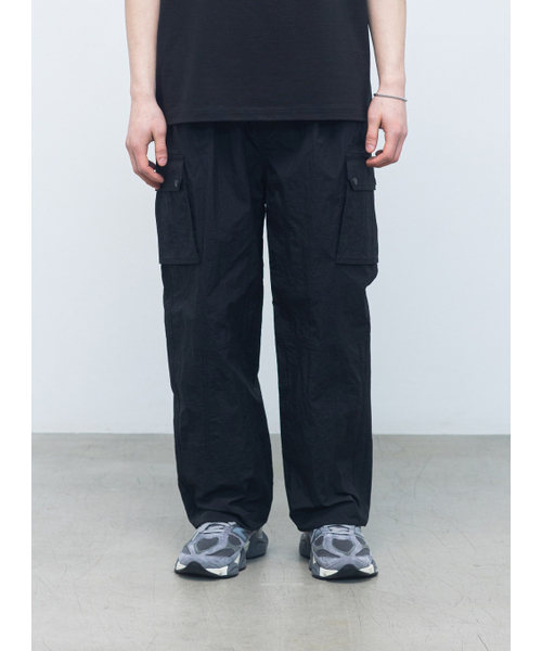 ACEI(アセイ)の「ナイロンワイドカーゴパンツブラック(その他パンツ・メンズ・その他・LARGE/MEDIUM)」の1枚目の写真