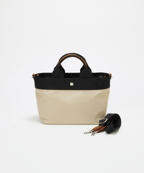 Breath TOPKAPI(ブレストプカピ)の「【Breath TOPKAPI sis】【WEB限定】ナイロン トート バッグ ショルダー付き 軽量 / RIPPLE リプル(トートバッグ・レディース・ライトベージュ/グレイッシュベージュ/ブラック・FREE)」の3枚目の写真