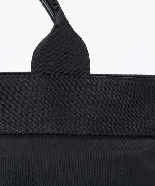 Breath TOPKAPI(ブレストプカピ)の「【Breath TOPKAPI sis】【WEB限定】ナイロン トート バッグ ショルダー付き 軽量 / RIPPLE リプル(トートバッグ・レディース・ライトベージュ/グレイッシュベージュ/ブラック・FREE)」の6枚目の写真