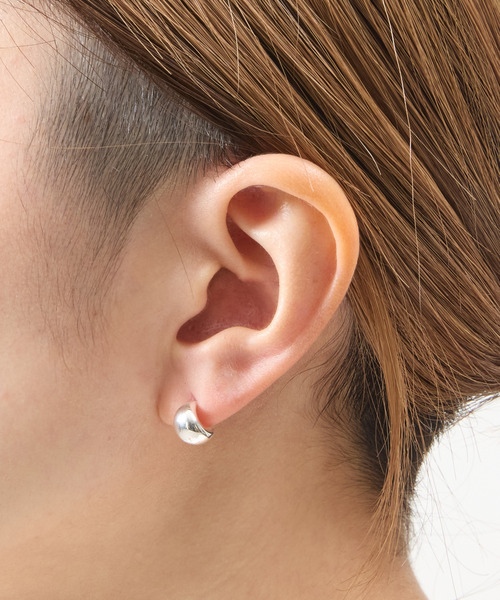IVXLCDM(アイヴィーエックスエルシーディエム)の「IVXLCDM アイブイエックスエルシーディーエム / SOFT ROUND PIERCED ソフトラウンドピアス シルバー925 / IVX-A444(ピアス(片耳用)・メンズ・シルバー・FREE)」の10枚目の写真