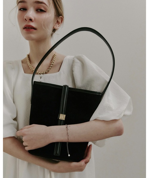 nunela（ヌネラ）の「バケツショルダー【No.12】（ショルダーバッグ・レディース・ブラウン/ライトブルー/ブラック・FREE）」の5枚目の写真