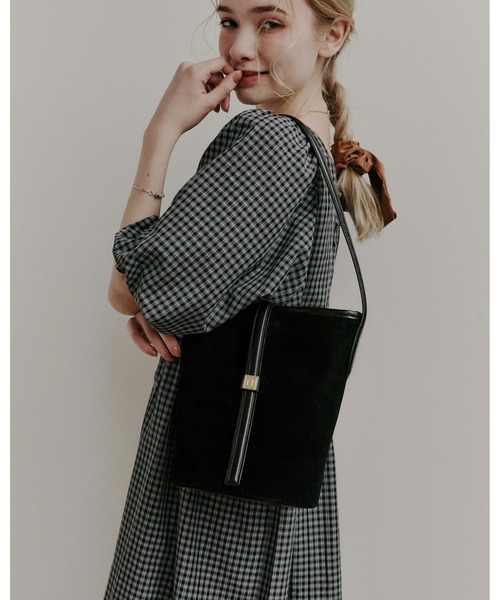 nunela（ヌネラ）の「バケツショルダー【No.12】（ショルダーバッグ・レディース・ブラウン/ライトブルー/ブラック・FREE）」の17枚目の写真