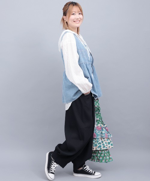 チチカカ(チチカカ)の「エッグタックパンツ(その他パンツ・レディース・ブルー/ブラック/ライトグレー/グリーン・MEDIUM/LARGE/3L)」の7枚目の写真