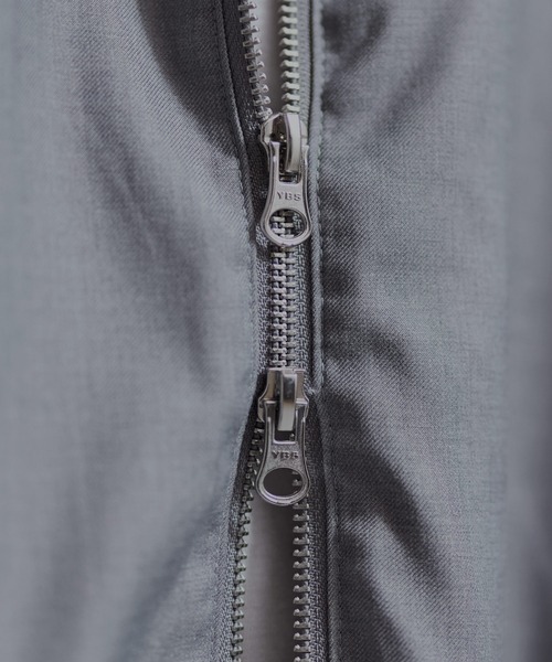 ETELIO（エテリオ）の「襟合皮切替ジップアップショートブルゾン（ブルゾン・メンズ・チャコール/ブラック/ワイン/グレー・S/M/L/XL）」の9枚目の写真