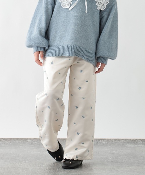 GLOBAL WORK(グローバルワーク)の「サテン花刺繍パンツ/638317(その他パンツ・キッズ・アイボリー/ブラック・130cm/140cm/150cm/160cm)」の21枚目の写真