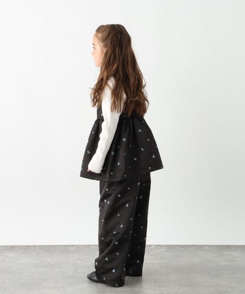 GLOBAL WORK(グローバルワーク)の「サテン花刺繍パンツ/638317(その他パンツ・キッズ・アイボリー/ブラック・130cm/140cm/150cm/160cm)」の4枚目の写真