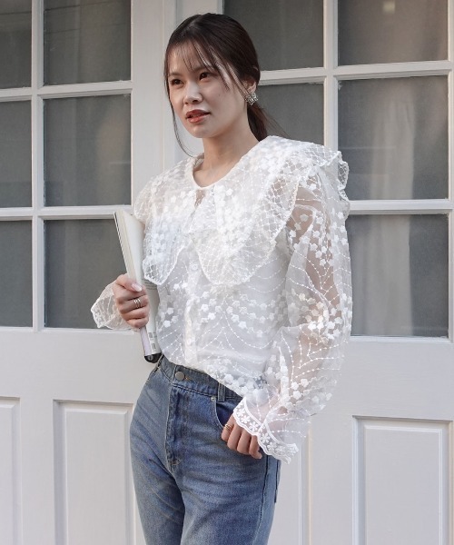 CORNERS(コーナーズ)の「ビッグカラーオーガンジーレースブラウス(シャツ/ブラウス・レディース・ベージュ系その他/ホワイト/ブラック・M)」の11枚目の写真