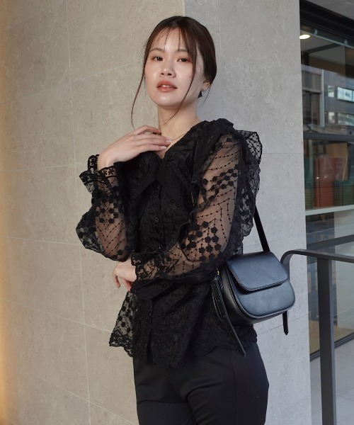 CORNERS(コーナーズ)の「ビッグカラーオーガンジーレースブラウス(シャツ/ブラウス・レディース・ベージュ系その他/ホワイト/ブラック・M)」の15枚目の写真