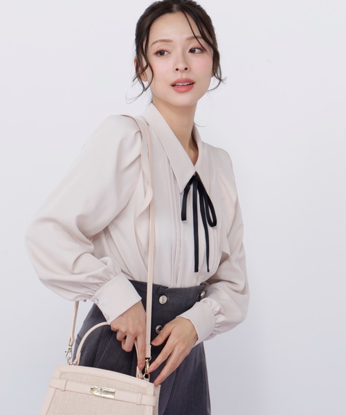 JILL by JILL STUART(ジルバイジルスチュアート)の「リボン付きピンタックブラウス(シャツ/ブラウス・レディース・ピンク/ホワイト系その他/ブルー・FREE)」の15枚目の写真