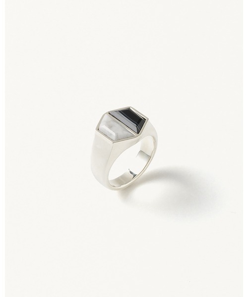 FORSOMEONE(フォーサムワン)の「FORSOMEONE W TM RING ONYX HOWLITE(リング・メンズ・シルバー・11/19)」の1枚目の写真