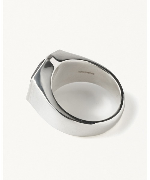 FORSOMEONE(フォーサムワン)の「FORSOMEONE W TM RING ONYX HOWLITE(リング・メンズ・シルバー・11/19)」の3枚目の写真