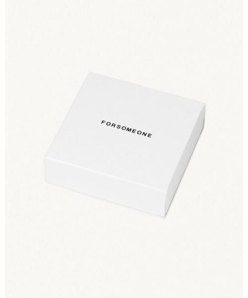 FORSOMEONE(フォーサムワン)の「FORSOMEONE W TM RING ONYX HOWLITE(リング・メンズ・シルバー・11/19)」の6枚目の写真
