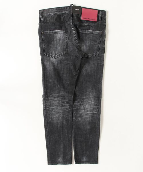 DSQUARED2(ディースクエアード)の「Black Easy Wash Skater Jeans/0261(デニムパンツ・メンズ・ブラック・44/48/46/50)」の2枚目の写真
