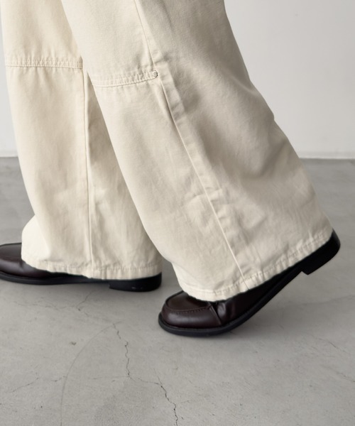 CANAL JEAN(キャナルジーン)の「El mar キャンバスダブルニーパンツ(その他パンツ・レディース・クリーム/ブラック・MEDIUM/SMALL)」の16枚目の写真