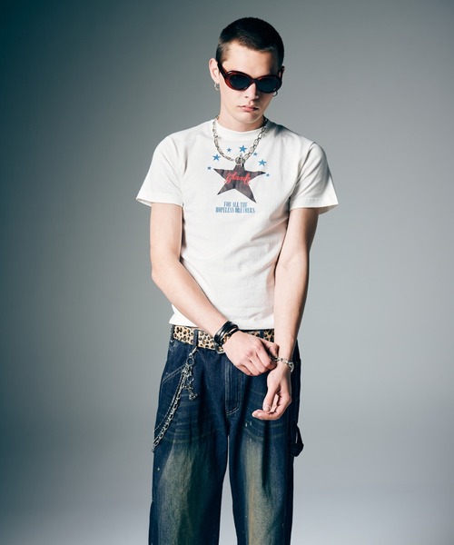glamb(グラム)の「Skin-Tight Star T-Shirt / スキンタイトスターTシャツ(Tシャツ/カットソー・メンズ・ブラック/ホワイト・S/M/L)」の3枚目の写真