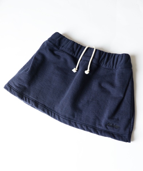 HOLIDAY（ホリデイ）の「ULTRA HEAVY SWEAT TUCK MINI SKIRT (Holiday) ウルトラヘビースウェットタックミニスカート (ホリデイ)（スカート・レディース・ダークネイビー/ブラック・ONE SIZE）」の4枚目の写真