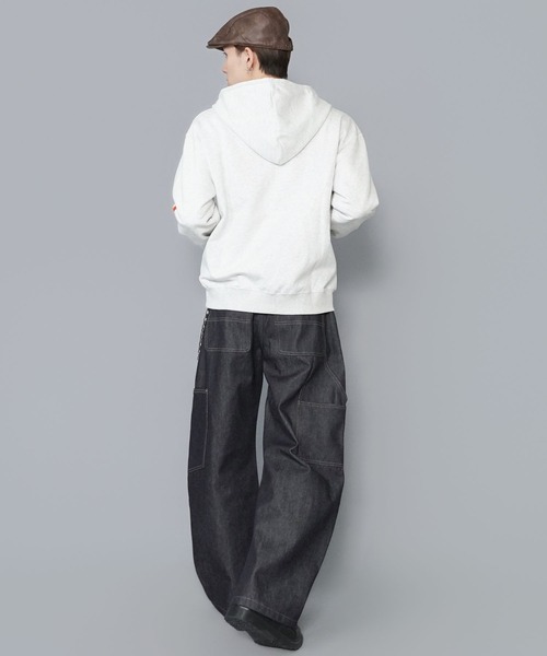 SPINNS（スピンズ）の「【内田金吾くん着用】レギュラー丈ダブルジップパーカー/レーシングプリントロゴ（パーカー・メンズ・アッシュグレー/ブラック/レッド・ONESIZE）」の16枚目の写真