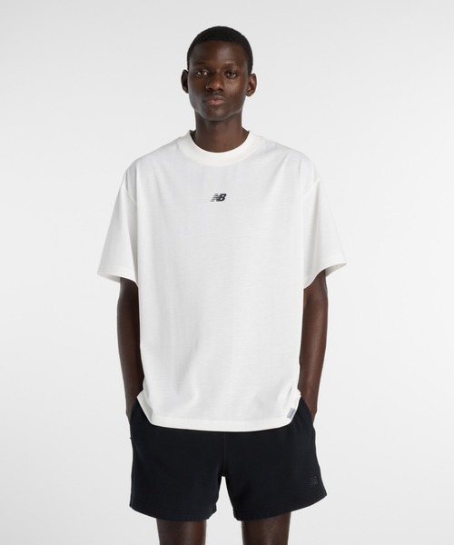 NEW BALANCE(ニューバランス)の「ニューバランス New Balance グラフィックTシャツ(Tシャツ/カットソー・メンズ・ネイビー/ロイヤルブルー/オフホワイト/ブラック・S/M/L/LL/3L)」の2枚目の写真