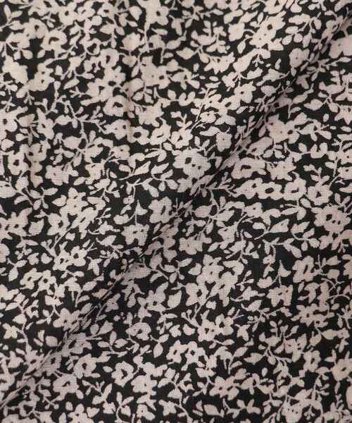 le.coeur blanc(ルクールブラン)の「Fanaka別注フラワー柄ワンピース(ワンピース・レディース・ブラック系その他・38)」の19枚目の写真