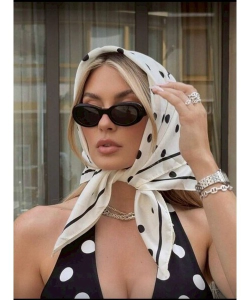 ARTIFICIAL SWEETENER（アーティフィシャル　スウィートナー）の「【 ARTIFICIAL SWEETENER 】シルクタッチ ドット柄 スカーフ（バンダナ/スカーフ・メンズ・ブラック系3/ブラック系1/ネイビー/ホワイト系1/ブラック系2/ホワイト系2/ブラウン・FREE）」の16枚目の写真