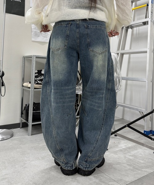 Figments（フィグメンツ）の「リメイクカーブデニム（デニムパンツ・レディース・インディゴブルー・SMALL/MEDIUM/LARGE）」の5枚目の写真