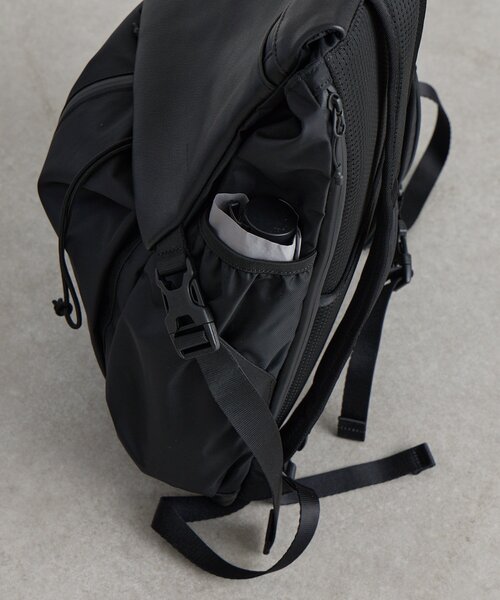 ear PAPILLONNER（イアパピヨネ）の「【ouchi監修】レザーコンビライトリュック（バックパック/リュック・レディース・カーキ/ブラック・FREE）」の18枚目の写真