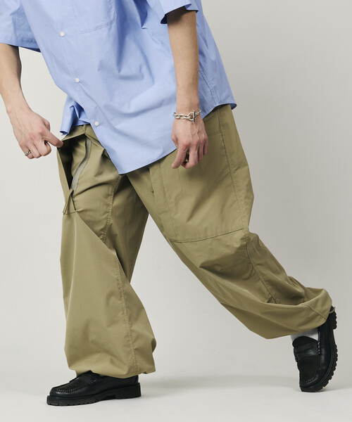 FREAK'S STORE(フリークスストア)の「<UVカット・吸水速乾・軽量>Quick Dry Fabric ワイドシルエット ポリリップクロス ミリタリーヘリクルーパンツ/限定展開(カーゴパンツ・メンズ・オリーブ/ブラック/チャコールグレー/ベージュ・SMALL/MEDIUM/LARGE)」の17枚目の写真