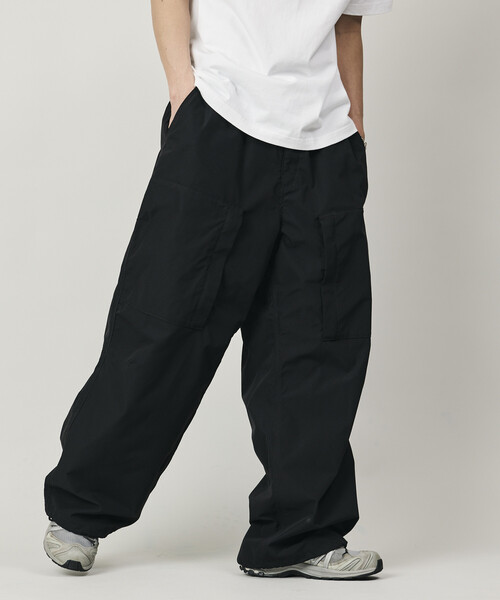 FREAK'S STORE(フリークスストア)の「<UVカット・吸水速乾・軽量>Quick Dry Fabric ワイドシルエット ポリリップクロス ミリタリーヘリクルーパンツ/限定展開(カーゴパンツ・メンズ・オリーブ/ブラック/チャコールグレー/ベージュ・SMALL/MEDIUM/LARGE)」の5枚目の写真