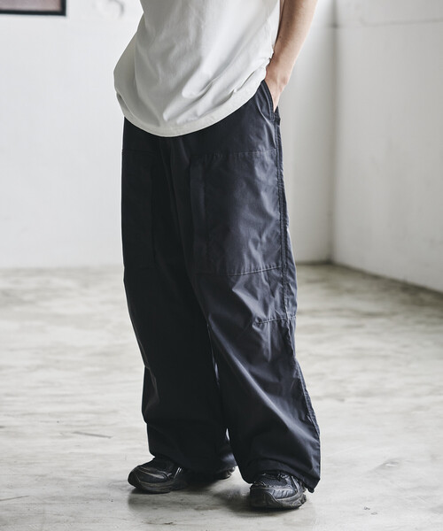 FREAK'S STORE(フリークスストア)の「<UVカット・吸水速乾・軽量>Quick Dry Fabric ワイドシルエット ポリリップクロス ミリタリーヘリクルーパンツ/限定展開(カーゴパンツ・メンズ・オリーブ/ブラック/チャコールグレー/ベージュ・SMALL/MEDIUM/LARGE)」の13枚目の写真