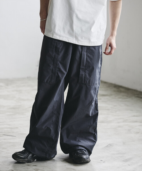 FREAK'S STORE(フリークスストア)の「<UVカット・吸水速乾・軽量>Quick Dry Fabric ワイドシルエット ポリリップクロス ミリタリーヘリクルーパンツ/限定展開(カーゴパンツ・メンズ・オリーブ/ブラック/チャコールグレー/ベージュ・SMALL/MEDIUM/LARGE)」の15枚目の写真
