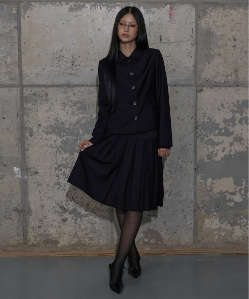 FANCY CLUB（ファンシークラブ）の「クラシックバックルプリーツミディスカート (ブラック) F25ZD970（スカート・レディース・その他・ONE）」の3枚目の写真