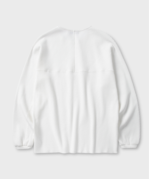 NONBLANK（ノンブランク）の「ワッフルボートネックTシャツ[ホワイト]（Tシャツ/カットソー・レディース・その他・LARGE/MEDIUM/X-LARGE）」の2枚目の写真