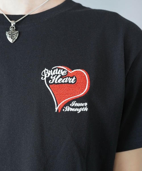 SPINNS(スピンズ)の「ハートバックプリント半袖Tシャツ/サガラ刺繍ロゴ /ワンポイント(Tシャツ/カットソー・メンズ・ホワイト/ブラック/ネイビー/ウッドランド・ONESIZE)」の15枚目の写真